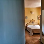 Ξενοδοχείο Sant'anna 3*