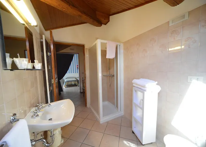 Sant'anna Hotell Bedonia